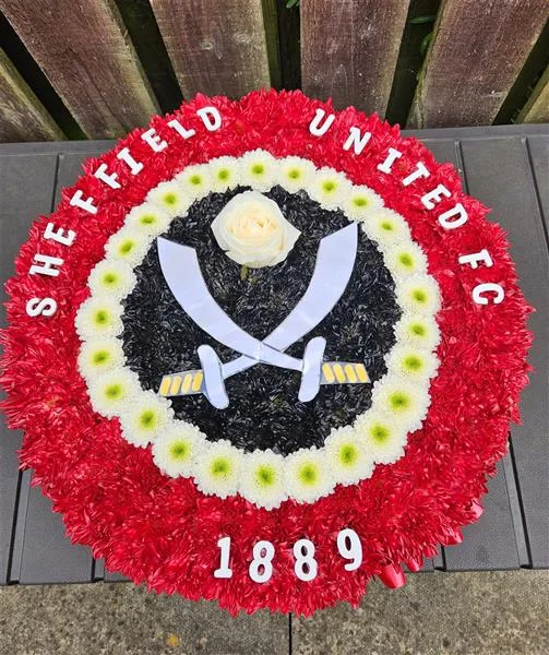 SUFC Badge — SUFC logo tribute for a football fan. This can be made bespoke to any football team. Also available 