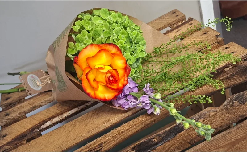 Whimsey Wraps — Pick up a little joy today without breaking the bank, a few focused blooms, collect & plop in your f